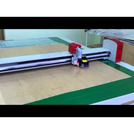  Режущий плоттер с вакуумной фиксацией материала Sinajet FG1209