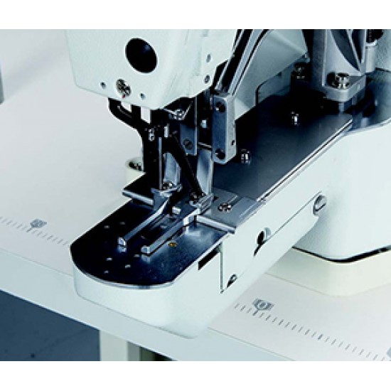 Закрепочная машина Siruba BT-430Q-02 (на стандартном столе)